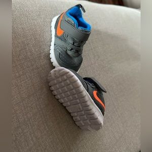 Nike infant shoe